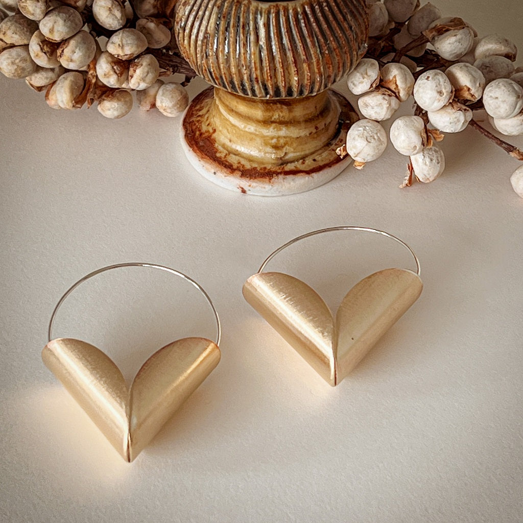 Voluta Earrings - Matte Brass