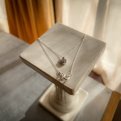 Sterling Silver Wheat-Patterned Pendant Necklace (7mm)