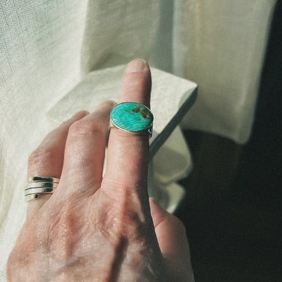 Albero Turquoise & Sterling Silver Statement Ring - Size 9