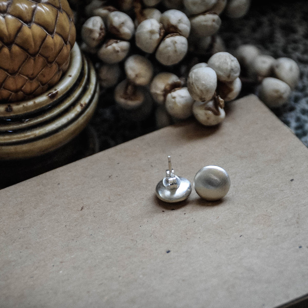 Bottone Stud Earrings - Matte Silver